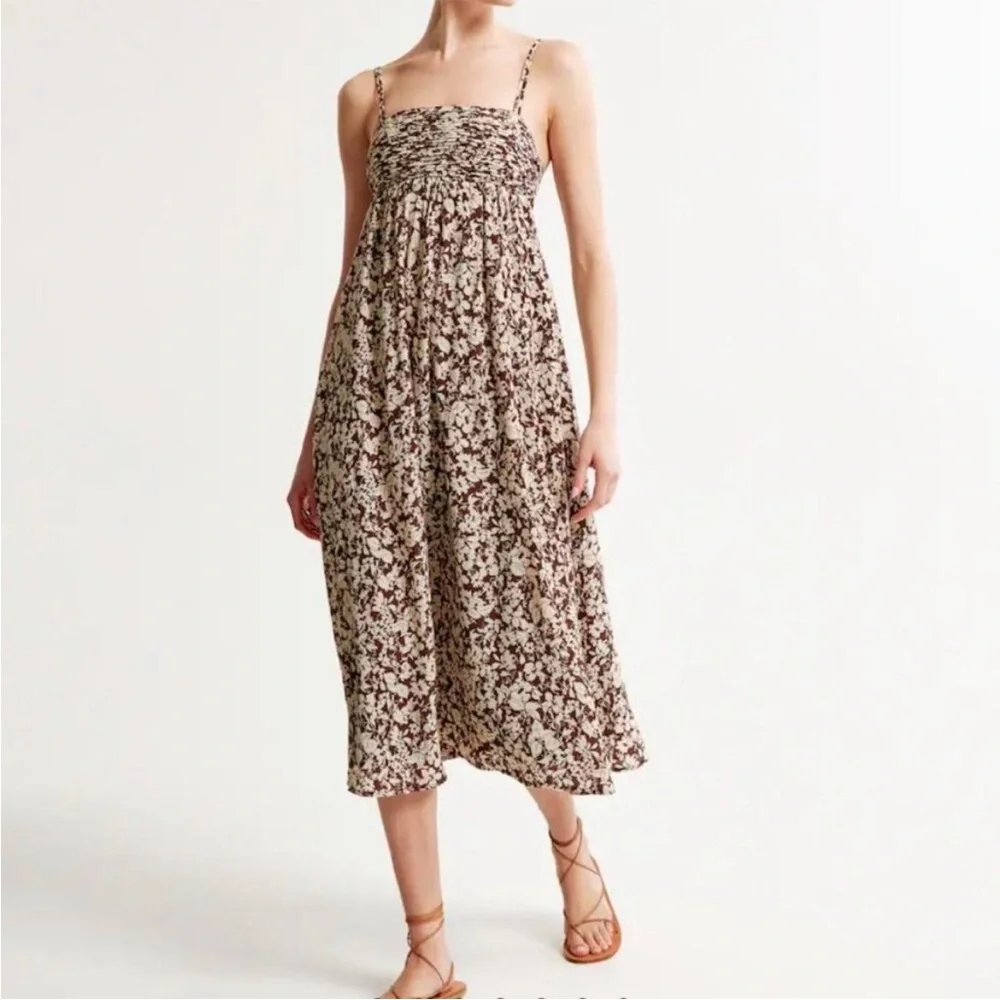 A&F Abercrombie brown floral textured maxi dress M